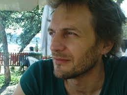 portait de Simon Backès